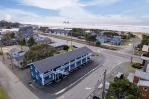 Inn at Rockaway Beach Unit 10